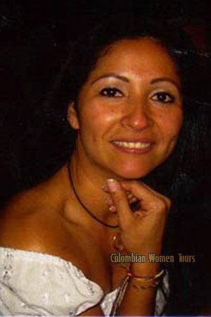 Colombian Women Tours