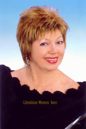 Colombian Women Tours