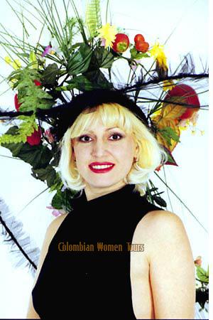 Colombian Women Tours