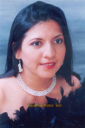 Colombian Women Tours