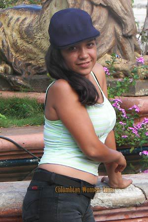 Colombian Women Tours