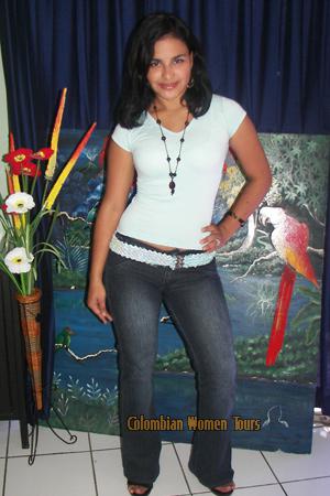 Colombian Women Tours