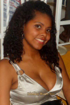 Colombian Women Tours