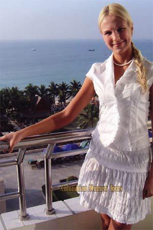 Colombian Women Tours