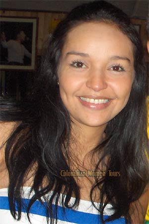 Colombian Women Tours