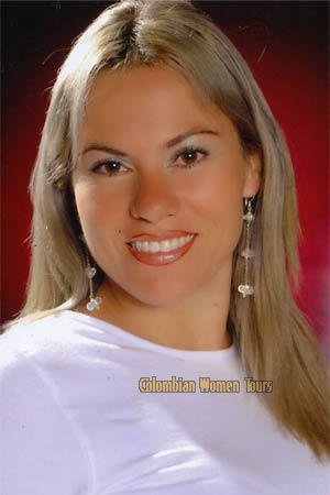 Colombian Women Tours